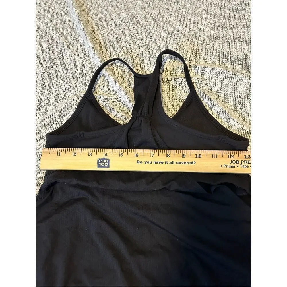 LULULEMON Small Black Tank w built in Bra